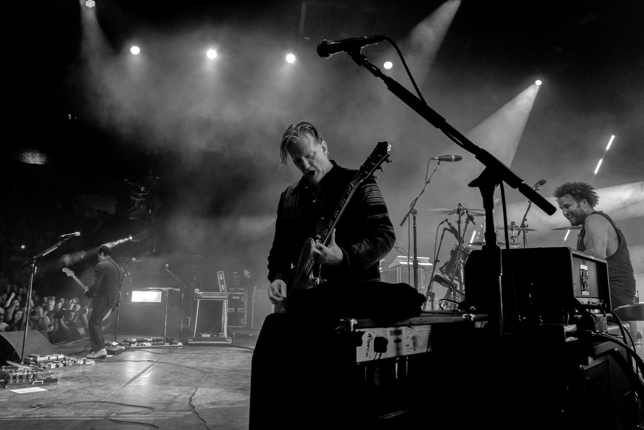 Critique Du Concert Des Queens Of The Stone Age Au Festival Les Nuits ...